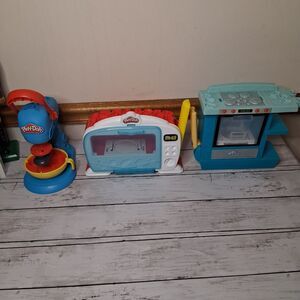 Play-Doh Kitchen Creations 3-Toy Bundle: Mixer, Magical Oven, & Rising Cake...